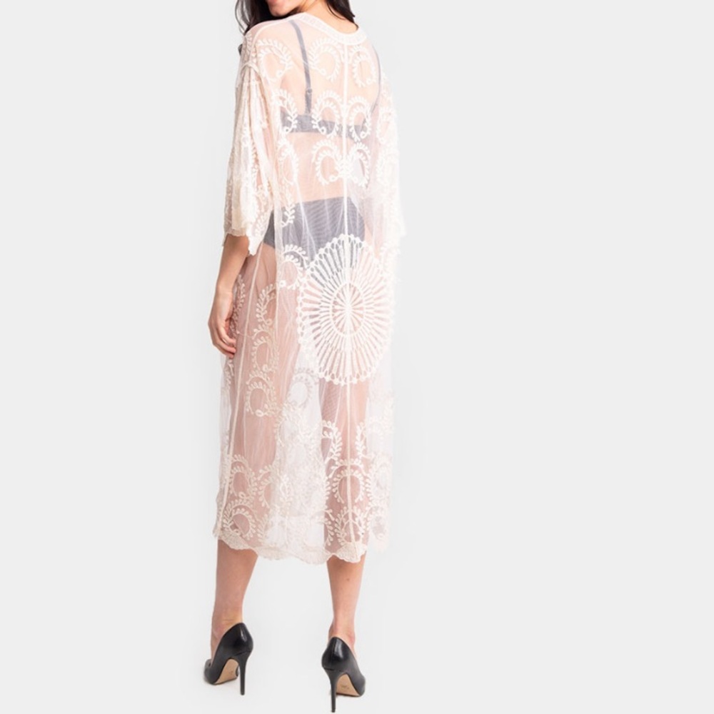 Ponchos/Coverups - Picture 4 of 8